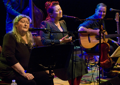 Norma Waterson, Eliza Carthy and The Gift Band