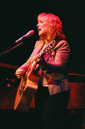 Gretchen Peters