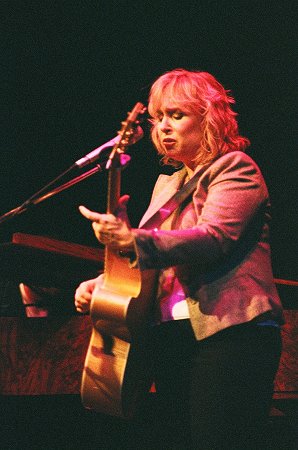 Gretchen Peters
