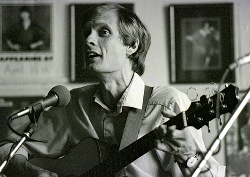 Peter Bond