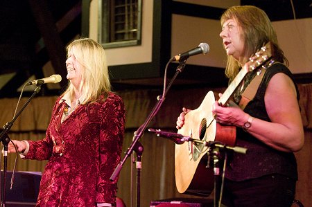 Maddy Prior and Pat Ryan 