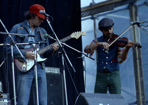 Kate and Anna McGarrigle  Chorley  1976