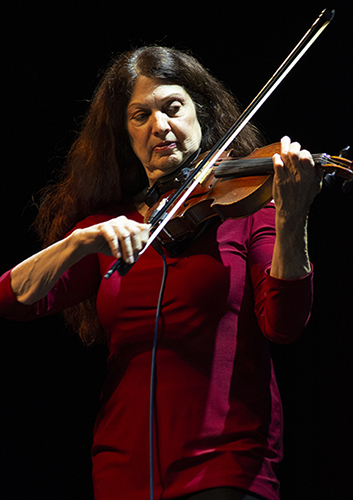 Scarlet Rivera 