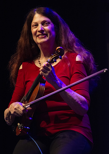 Scarlet Rivera 