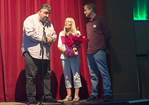 Dave Jones thanks Christine and Jamie Bell