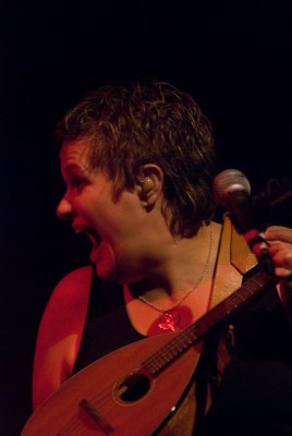 Julie Matthews