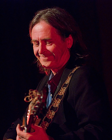 Dougie MacLean 