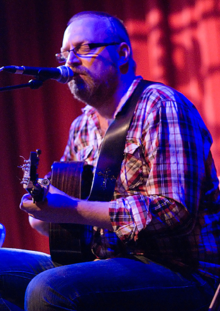 Boo Hewerdine