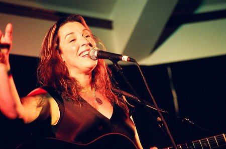 Beth Nielsen Chapman 