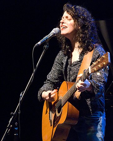 Lucy Kaplansky