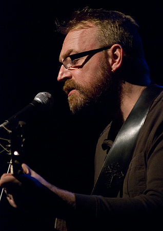 Boo Hewerdine 