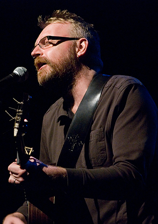 Boo Hewerdine 