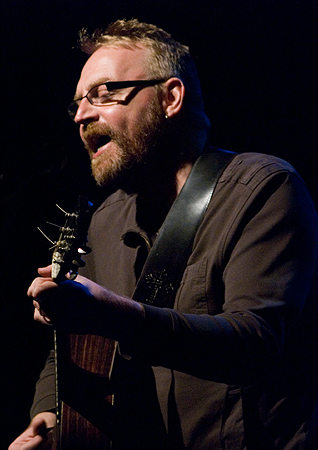 Boo Hewerdine 