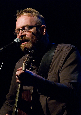 Boo Hewerdine 