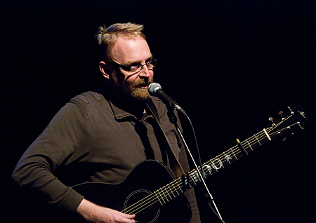 Boo Hewerdine 