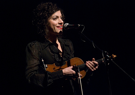 Carrie Rodriguez 