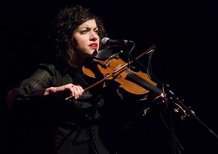 Carrie Rodriguez 