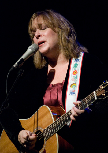 Gretchen Peters 