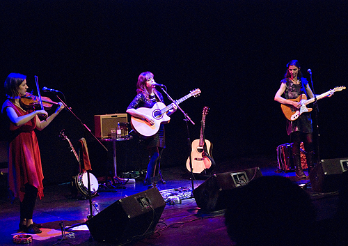 Emily Barker and The Red Clay Halo