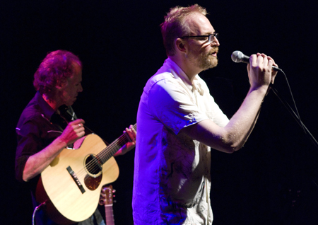 Brooks Williams  and Boo Hewerdine 