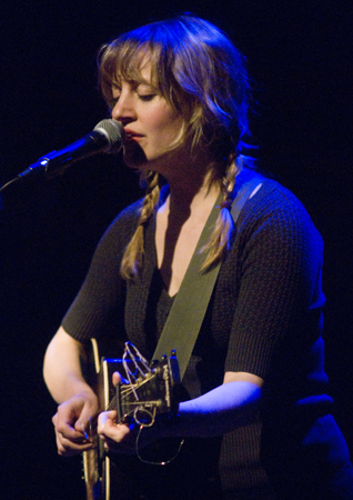 Ana&iuml;s Mitchell