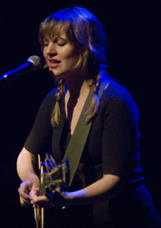 Ana&iuml;s Mitchell