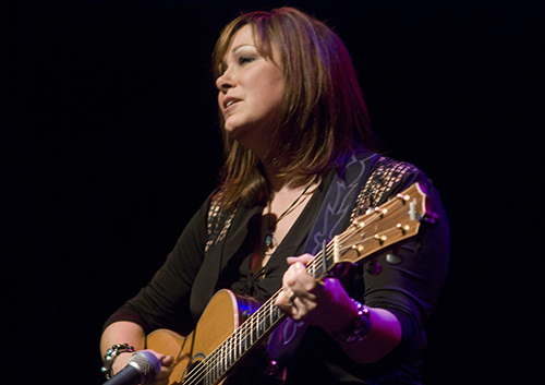 Suzy Bogguss 