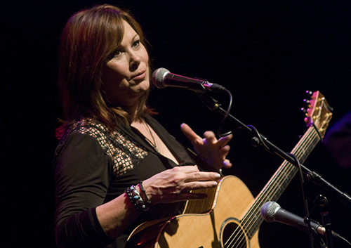 Suzy Bogguss 