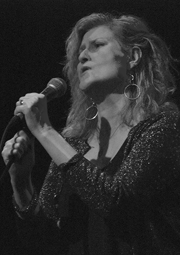 Eddi Reader