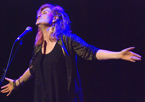 Eddi Reader