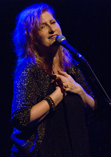 Eddi Reader