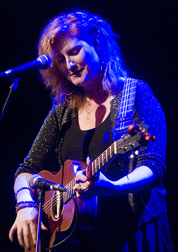 Eddi Reader