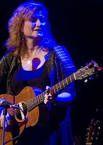 Eddi Reader