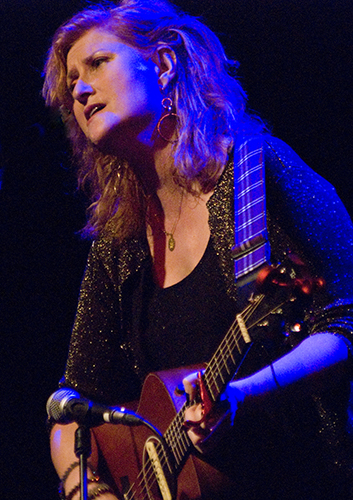 Eddi Reader