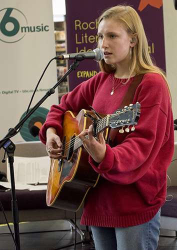 Billie Marten