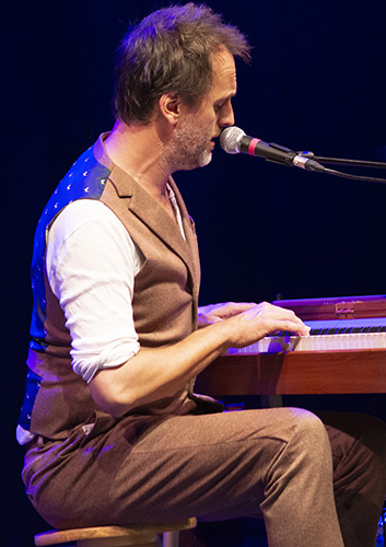 Jon Boden 