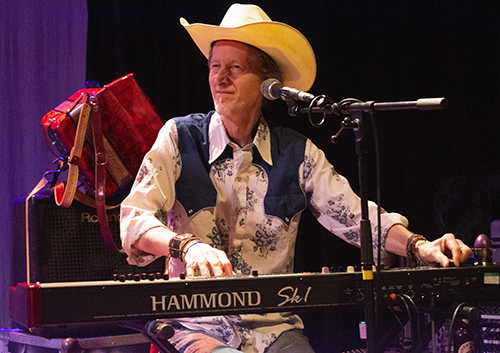 Steve "Woody" Oakman