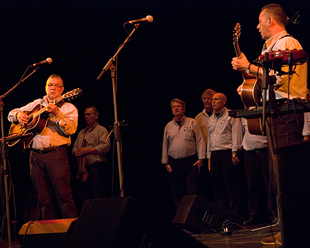 Rolling Home Shanty Choir