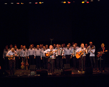 Rolling Home Shanty Choir