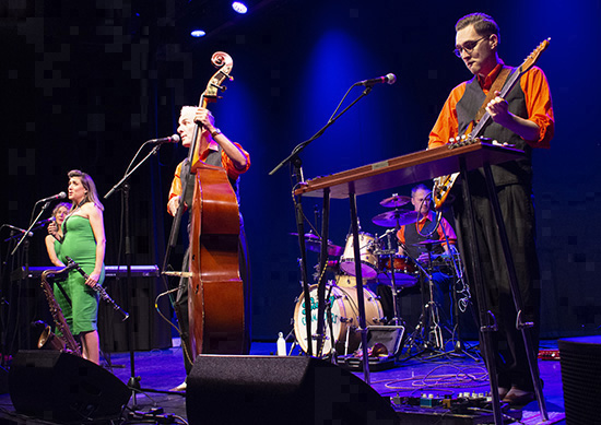 The Swing Commanders